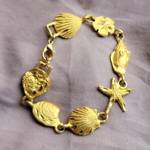 Gold Plated Seashell Charm Bracelet